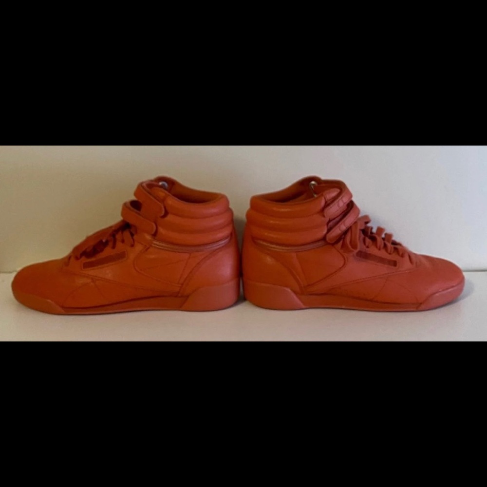 Classic Reebok Hightops - Picture 2 of 7